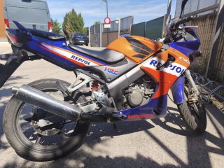 Honda CBR 125R Azul/Rojo