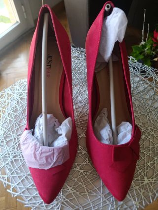 Zapatos de tacón Just Fab rojos ante