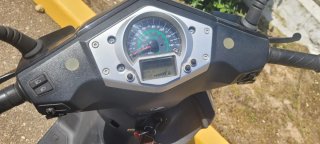 Scooter Daelim S1 125cc Negra/Gris Automática