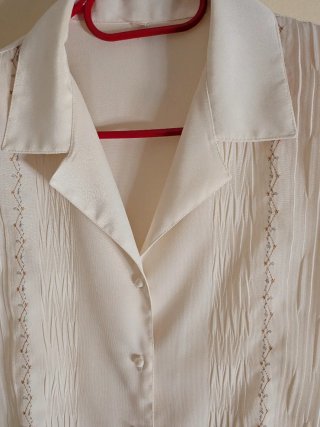 Camisa crema mujer talla 50 nueva
