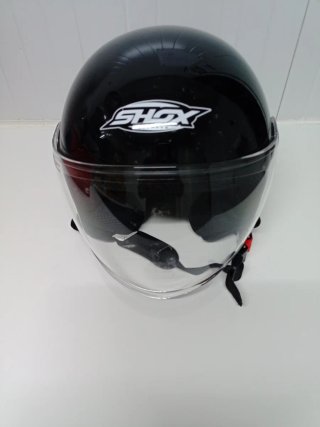 Casco de moto SHOX negro con visera