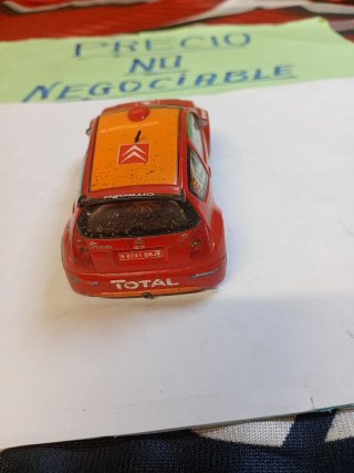 Scalextric Citroën C2 JWRC Rally Sucio con luces