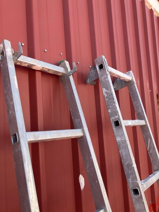 Escalera aluminio 8 peldaños 2.16m