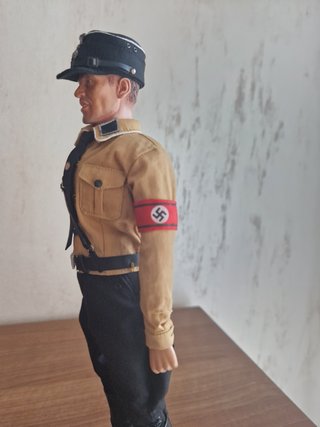 Escala 1/6 Figura SA