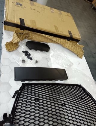 Parrilla Audi A4 S4