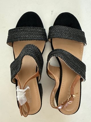 Sandalias BELLES tacón negras y marrones