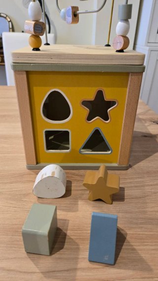 Cubo de actividades Little Dutch