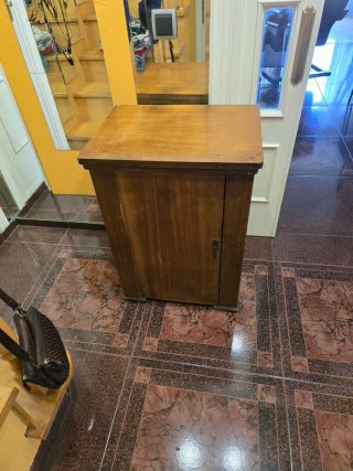 Máquina de coser Singer antigua