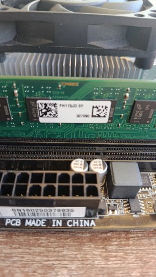 Placa Base Gigabyte GA-F2A88XM-HD3