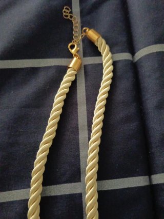 Colgante estrella dorado