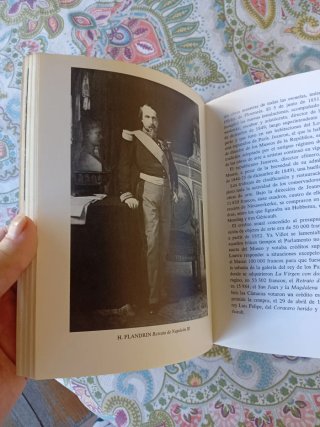 Libro,el louvre