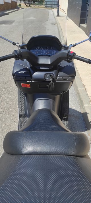 Suzuki Burgman 250 Maxi-Scooter