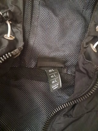 Chaqueta cortavientos Ellesse negra