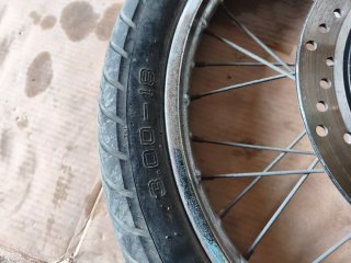 Rueda Delantera Kymco Zing
