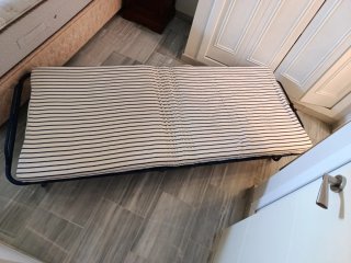 Cama Plegable Ikea Azul y Blanca