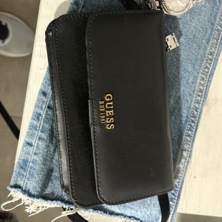 Bolso de noche Guess negro