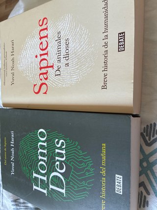 Libros Homo deus y Homo sapiens