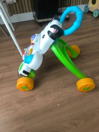 Andador correpasillos cebra Fisher-Price