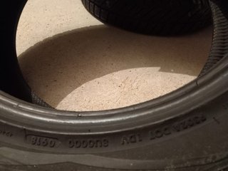 Neumáticos 245/45-18