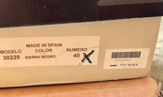 Botines piel negros con detalle de hoja preciosos
