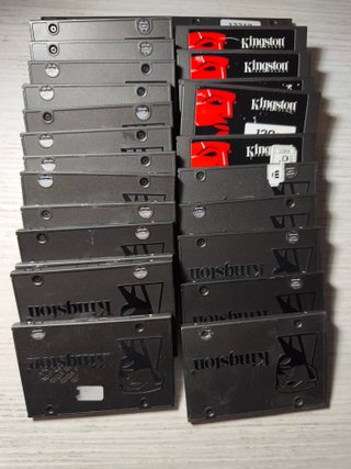 Discos duros SSD Kingston 120GB SATA