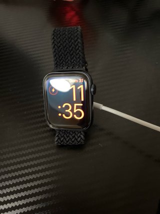 Apple Watch Negro + 4 Correas + Cargador + fundas