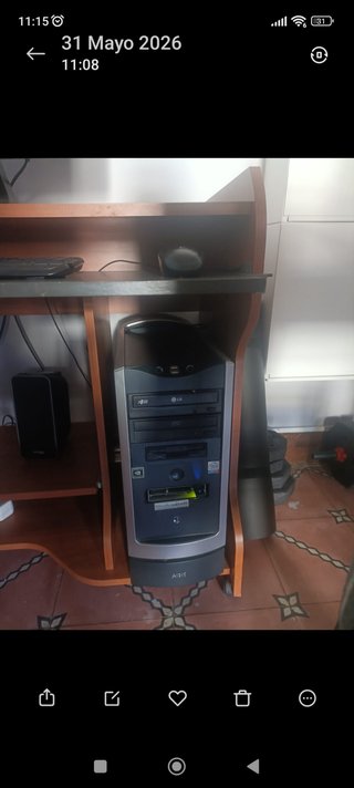PC de escritorio en perfecto estado