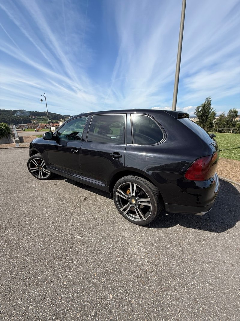 Porsche Cayenne s v8 - foto 1