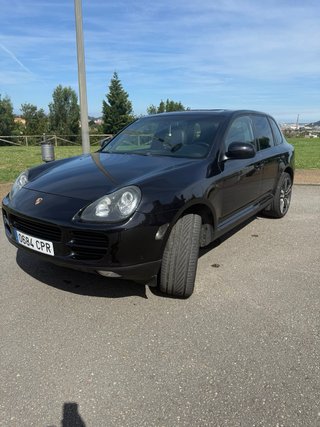 Porsche Cayenne s v8
