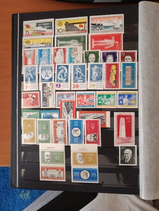 Sellos RDA 1960 MNH y hojas preimpresas Leuchtturm