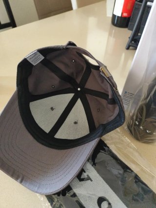 Pack Volvo: Gorra, Botella y Toalla