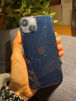 iPhone 14 128GB + Funda MagSafe