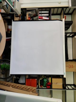 Pantalla de proyección enrollable blanca
