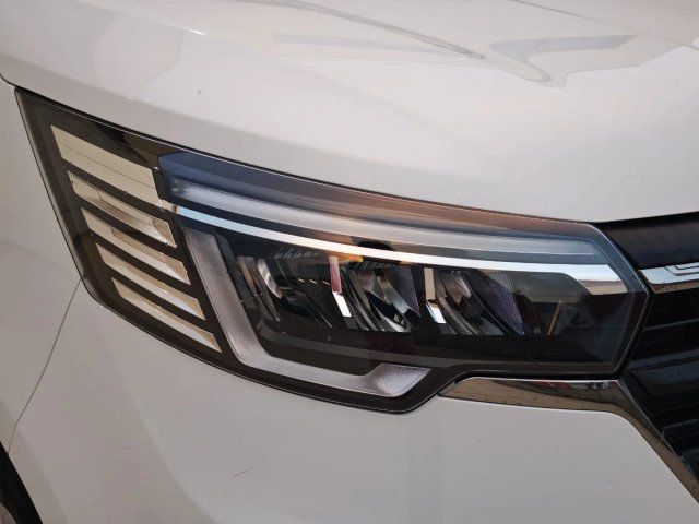 Renault Trafic Combi. Como nueva