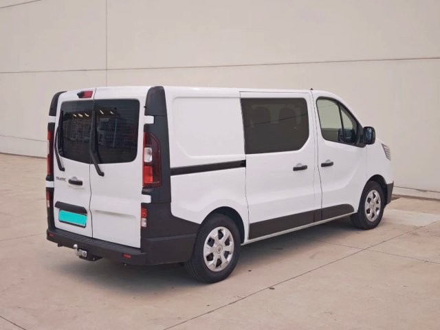 Renault Trafic Combi. Como nueva