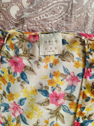 Chaqueta fina floral talla M