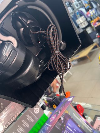 JBL Quantum ONE Auriculares Gaming Negro
