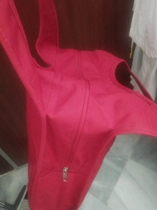 Bolso loneta rojo con diseño cuadros