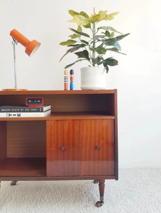 Aparador / mueble bar Mid Century. Francia, 60s.