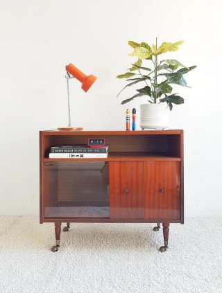 Aparador / mueble bar Mid Century. Francia, 60s.