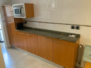 Cocina completa.