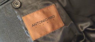 Americana Antonio Miró Gris Talla M