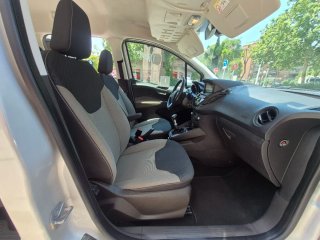 Transit Courier gasolina 2019