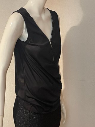 Camisa Guess Negra sin Mangas Talla S