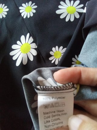 VESTIDO VERANO ESTAMPADO MARGARITAS SIN ESTRENAR
