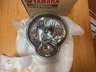 Faro delantero Yamaha MT-01