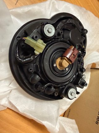 Faro delantero Yamaha MT-01