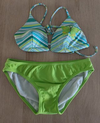 Bikini rayas azul y verde con mariposa