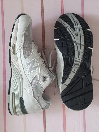 New Balance 991 v1 Gris Talla 43