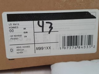 New Balance 991 v1 Gris Talla 43